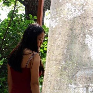 Meet your Posher, Iris